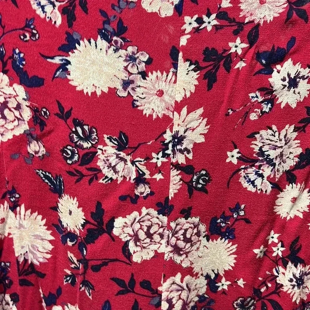 Torrid red floral shirttail kimono top 00 - Picture 4 of 5